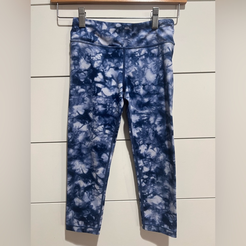 Girls Athleta Kids Tie-Dye Capri length Leggings - Blue